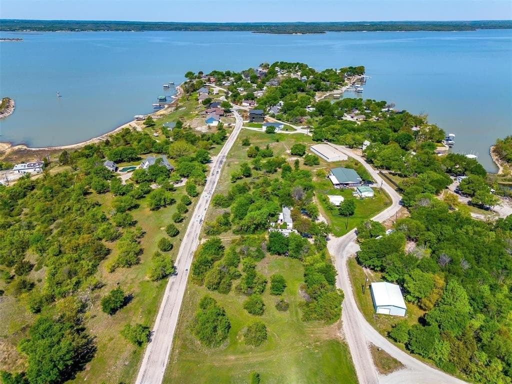 0.35 acres in Wise County - photo 15