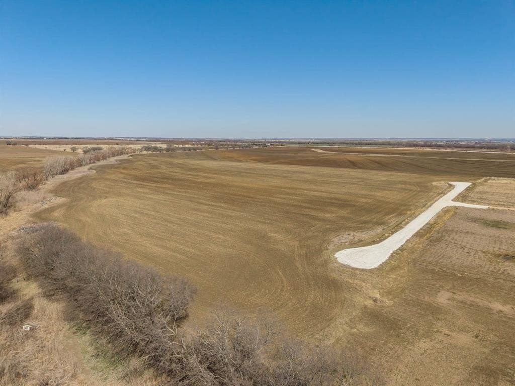 12.02 acres in Hill County - photo 3