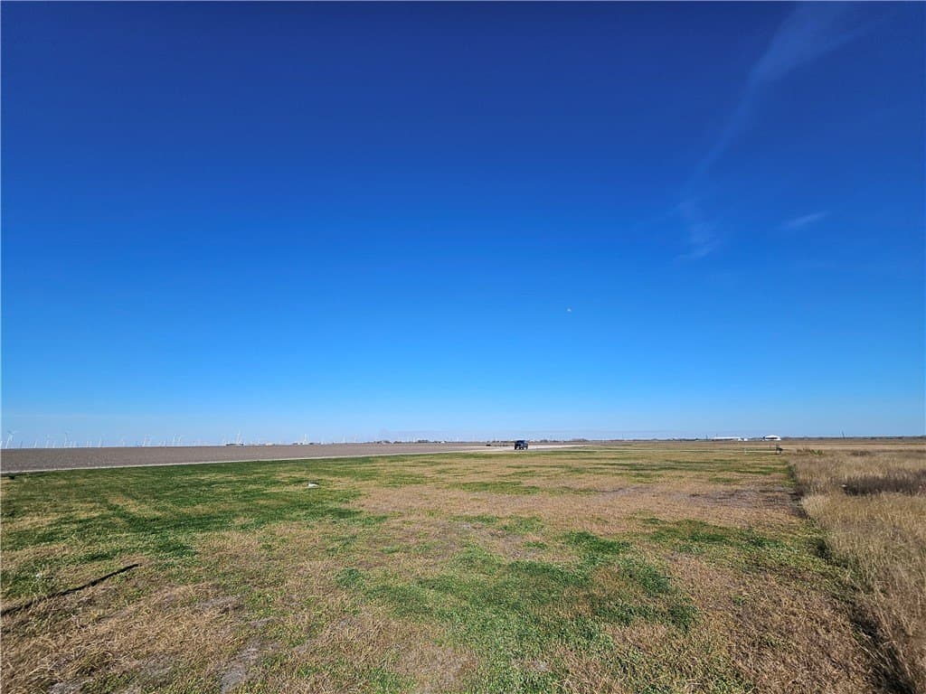 0.58 acres in San Patricio County - photo 7