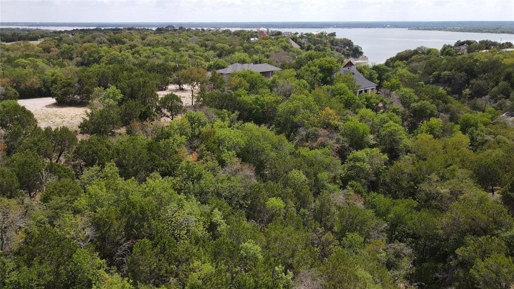 0.47 acres in Hill County - photo 6
