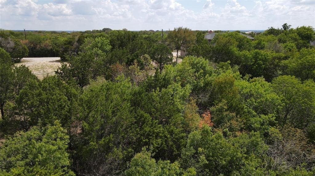 0.47 acres in Hill County - photo 10