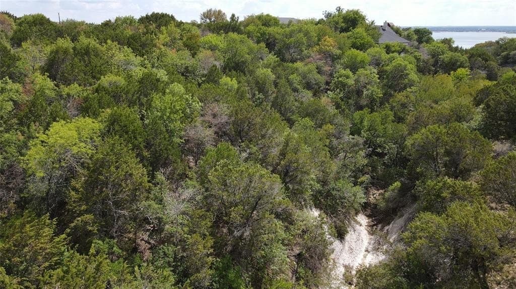 0.47 acres in Hill County - photo 8