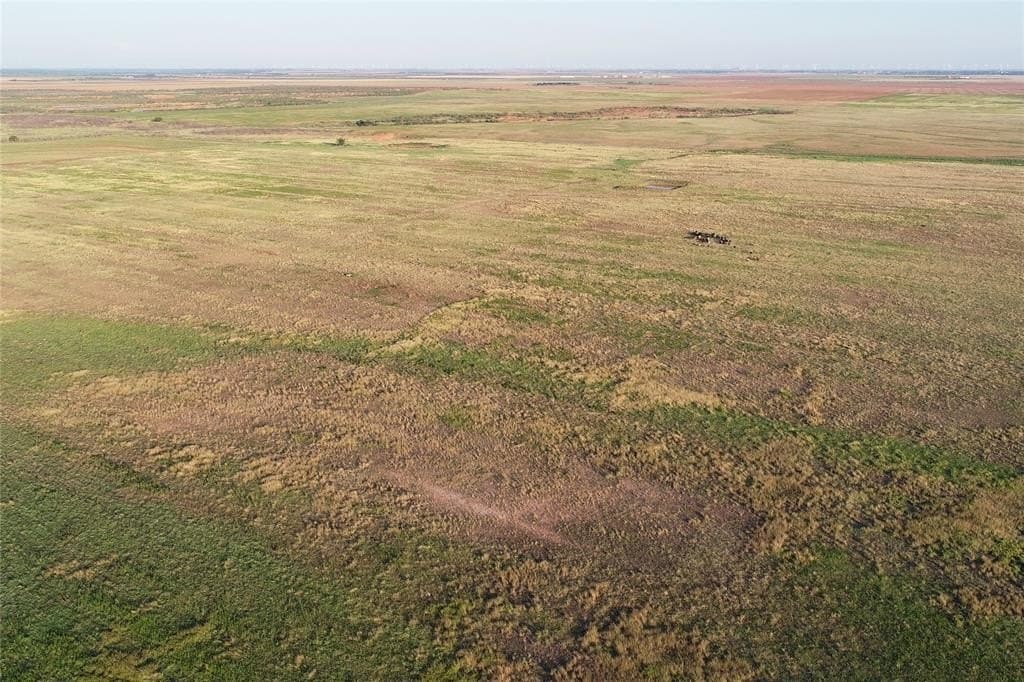 340 acres in Wilbarger County - photo 15