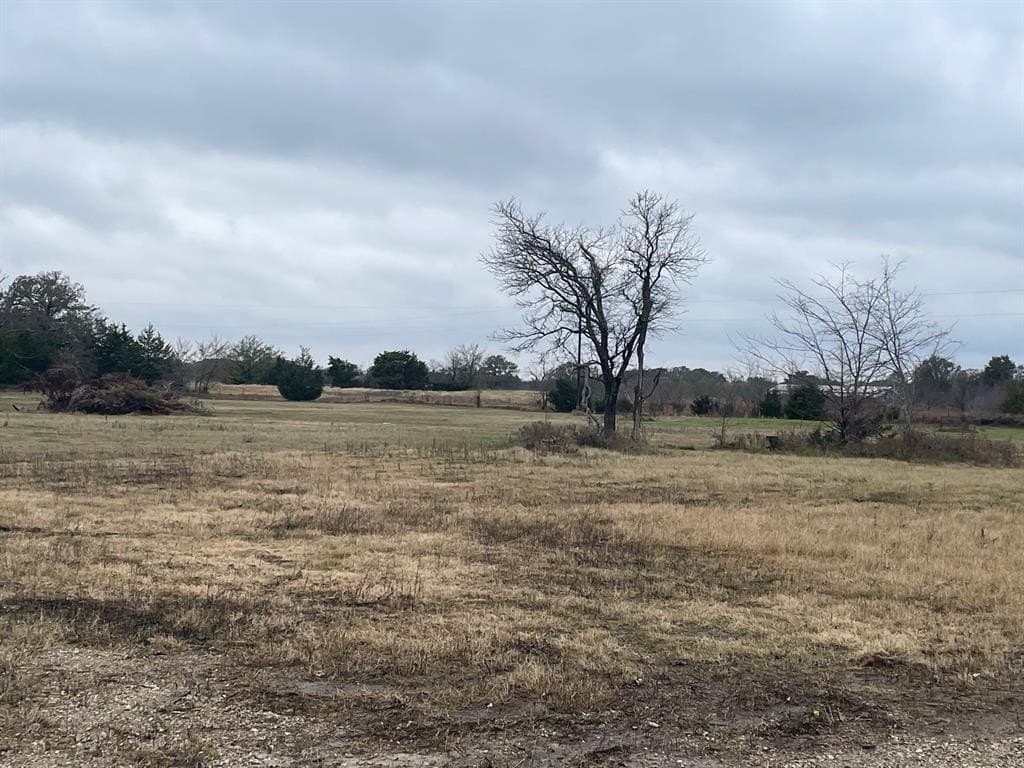 1.37 acres in Kaufman County - photo 10
