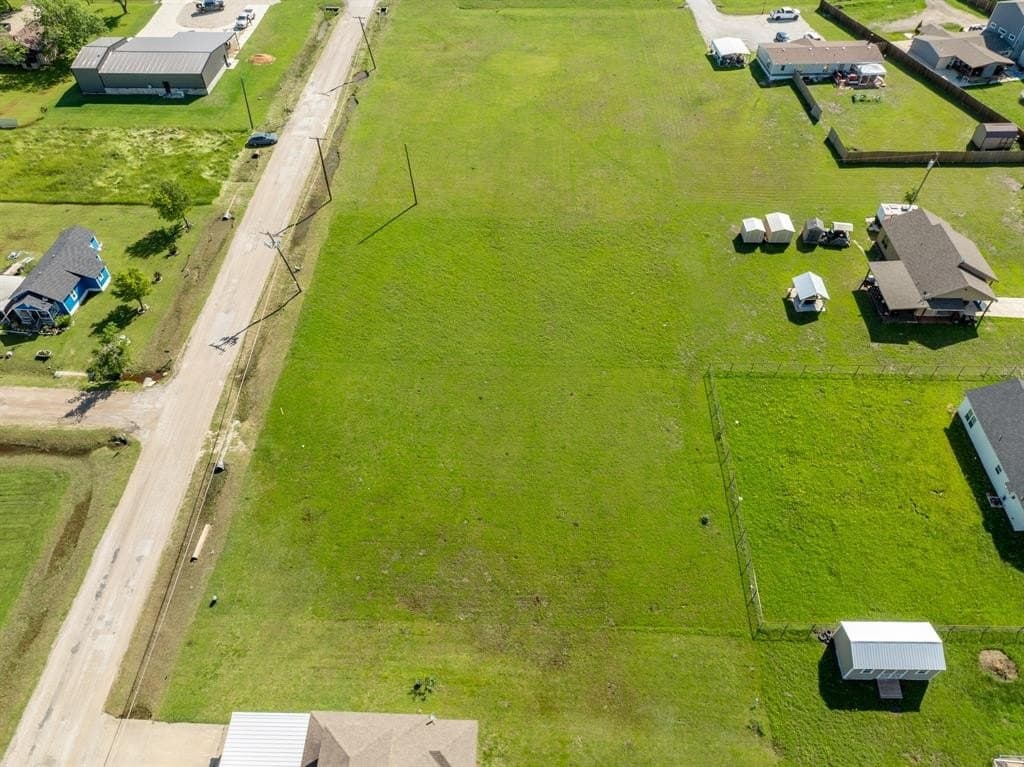 0.3 acres in Hill County - photo 8