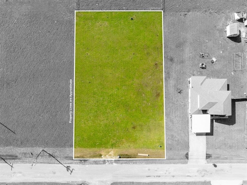 0.3 acres in Hill County - photo 15