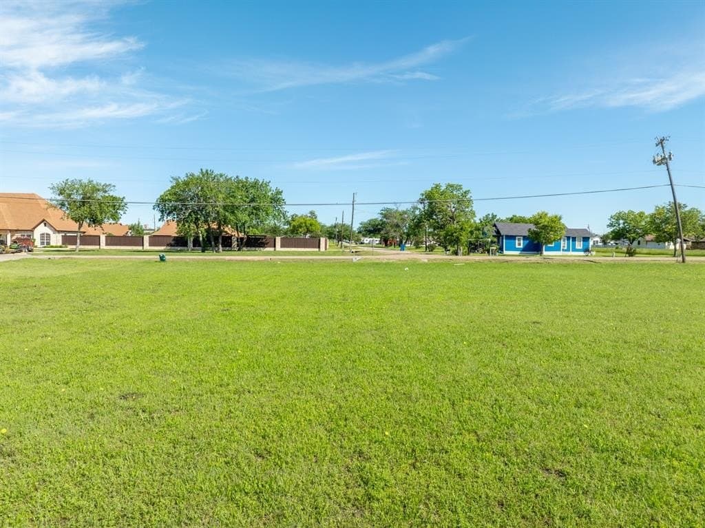 0.3 acres in Hill County - photo 14