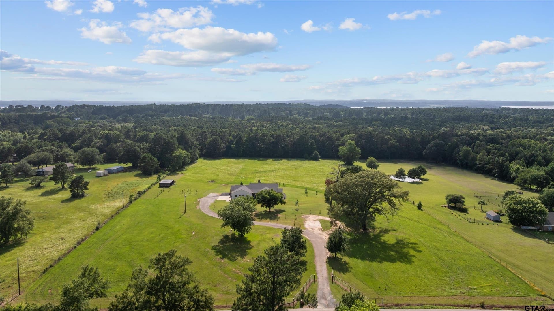 10 acres in Smith County - photo 6