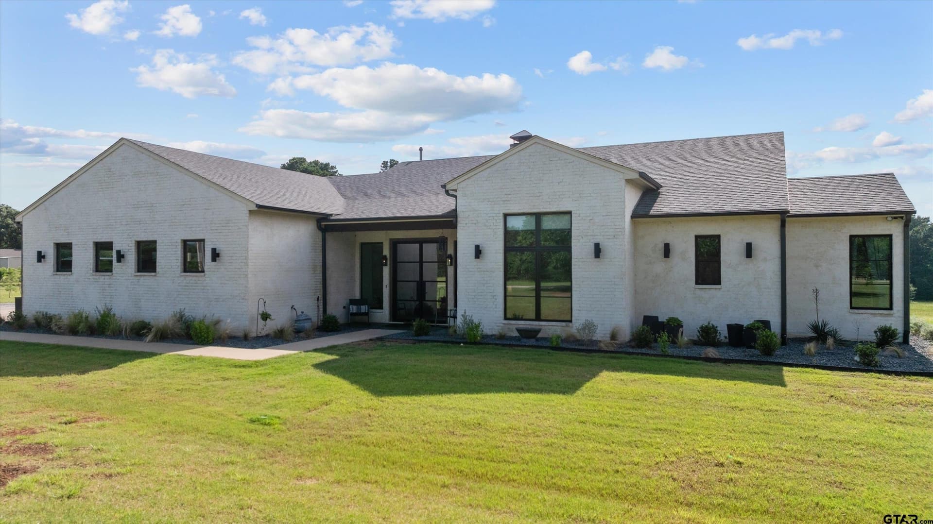 10 acres in Smith County - photo 4