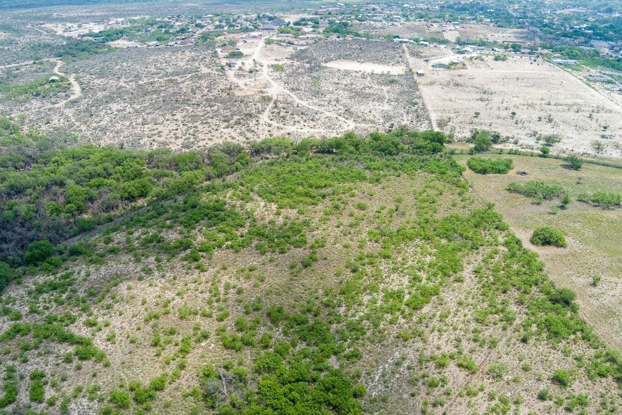 29.73 acres in Val Verde County - photo 6