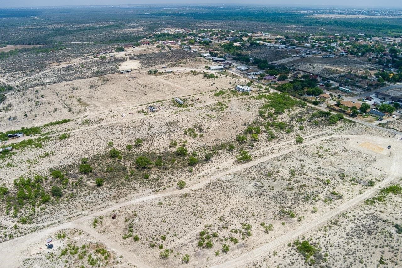 29.73 acres in Val Verde County - photo 10