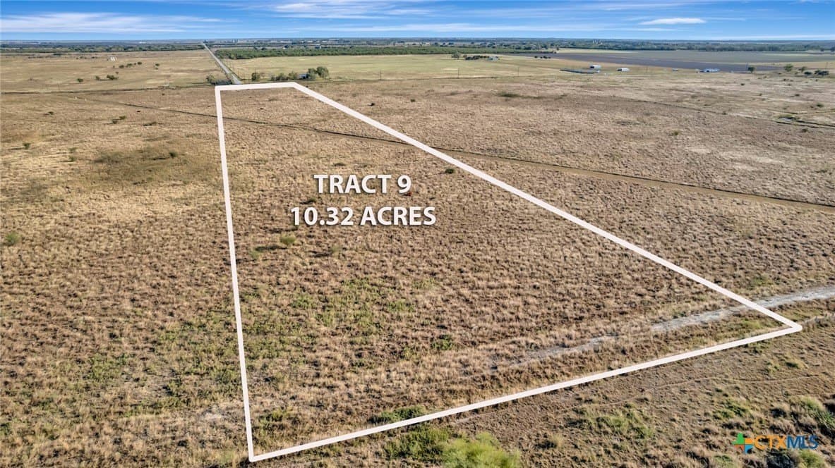 10.32 acres in Victoria County - photo 8