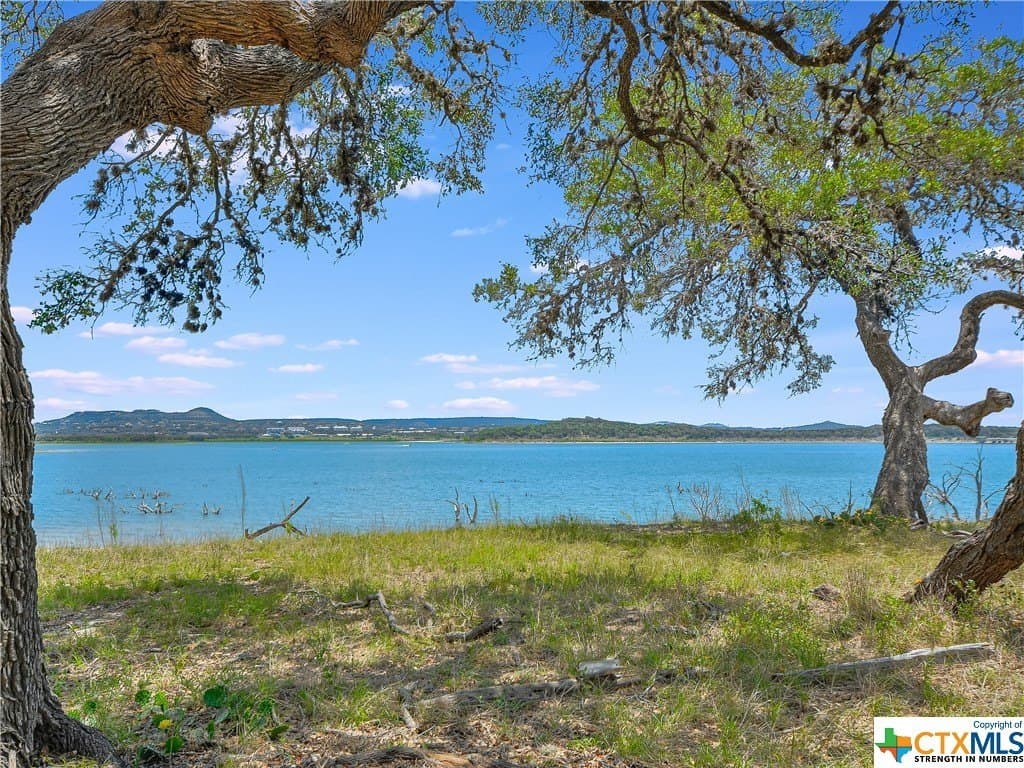 1.23 acres in Comal County - photo 22