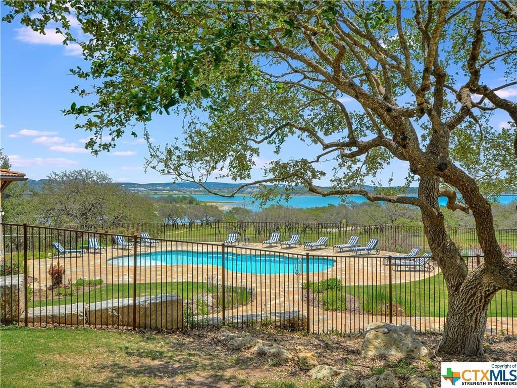 1.23 acres in Comal County - photo 18