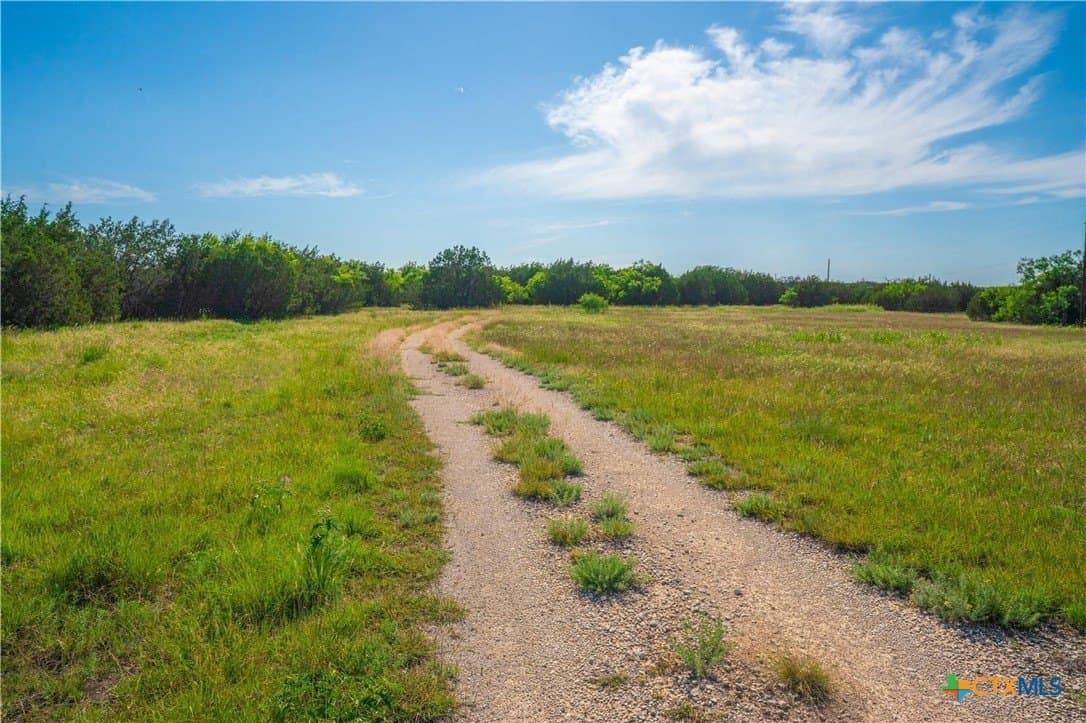 665 acres in Lampasas County - photo 39