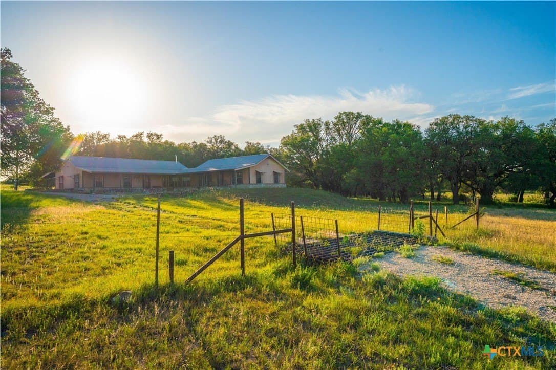 665 acres in Lampasas County - photo 24