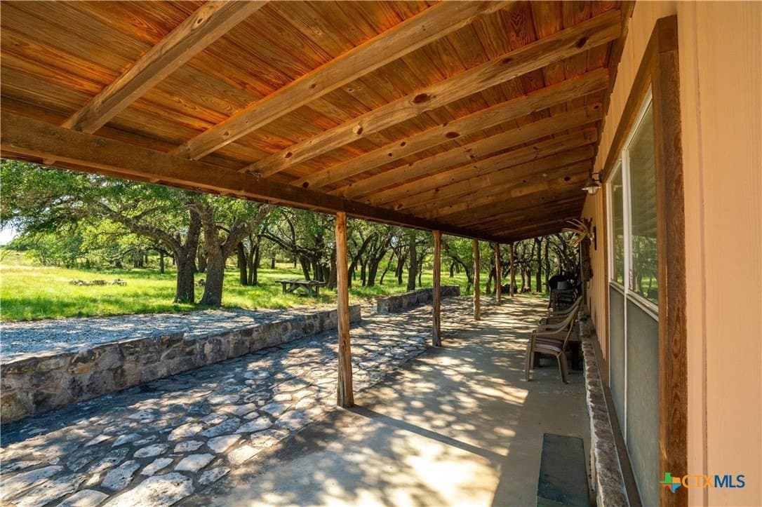 665 acres in Lampasas County - photo 8