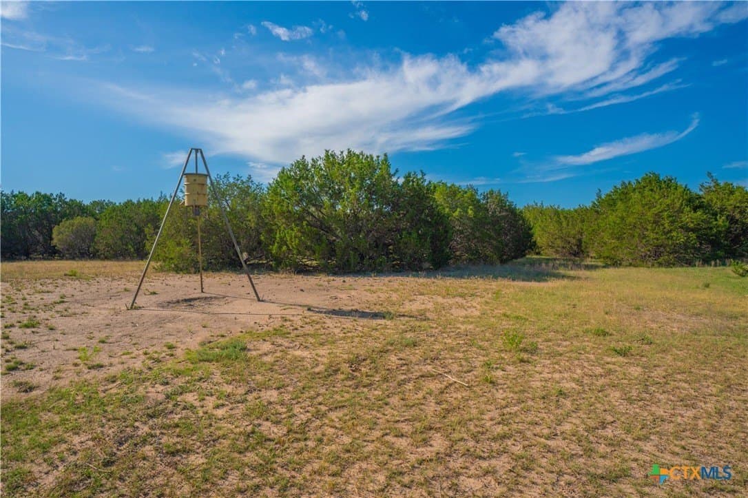 665 acres in Lampasas County - photo 37