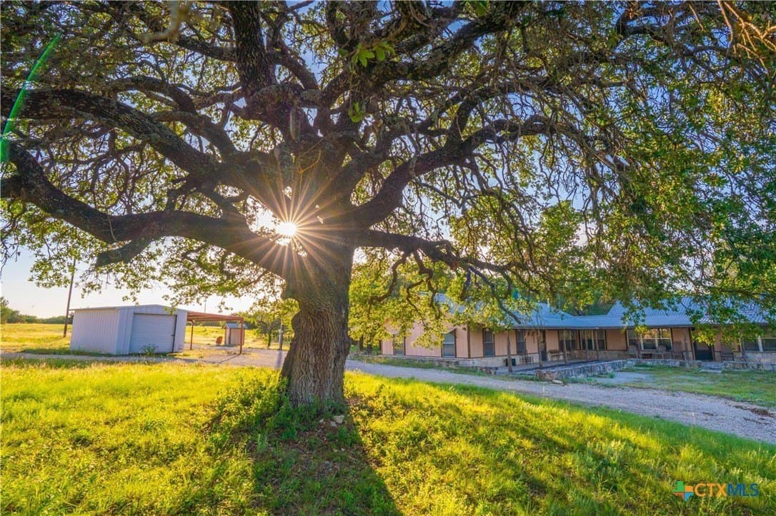 665 acres in Lampasas County - photo 23