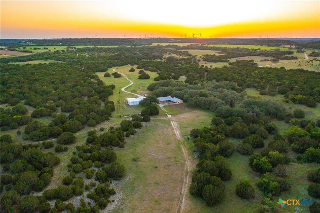 665 acres in Lampasas County - photo 3
