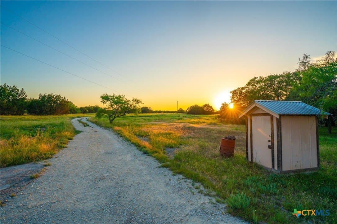 665 acres in Lampasas County - photo 21