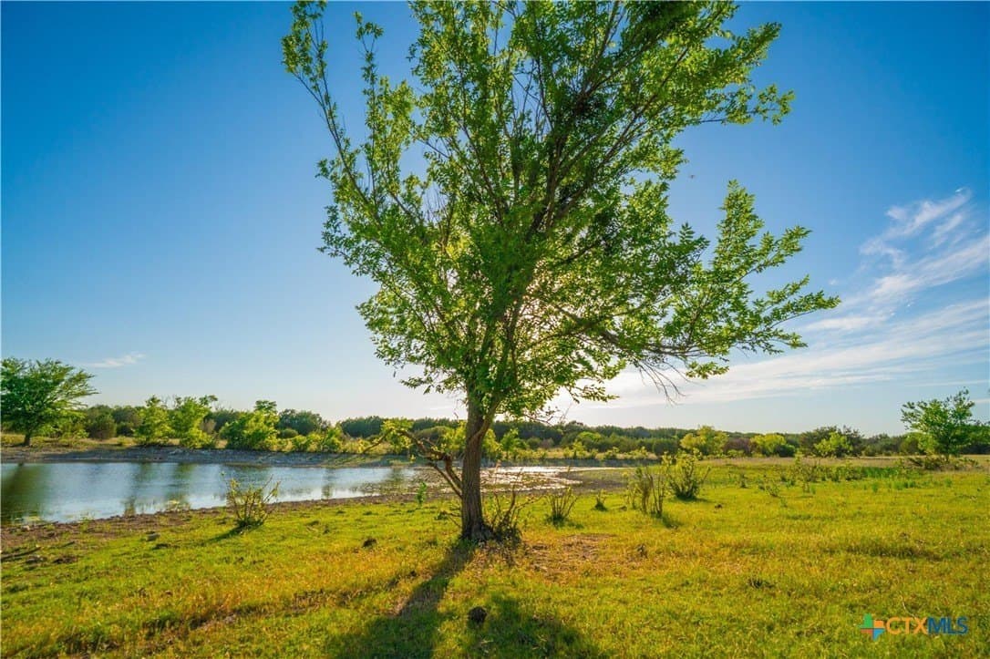 665 acres in Lampasas County - photo 25