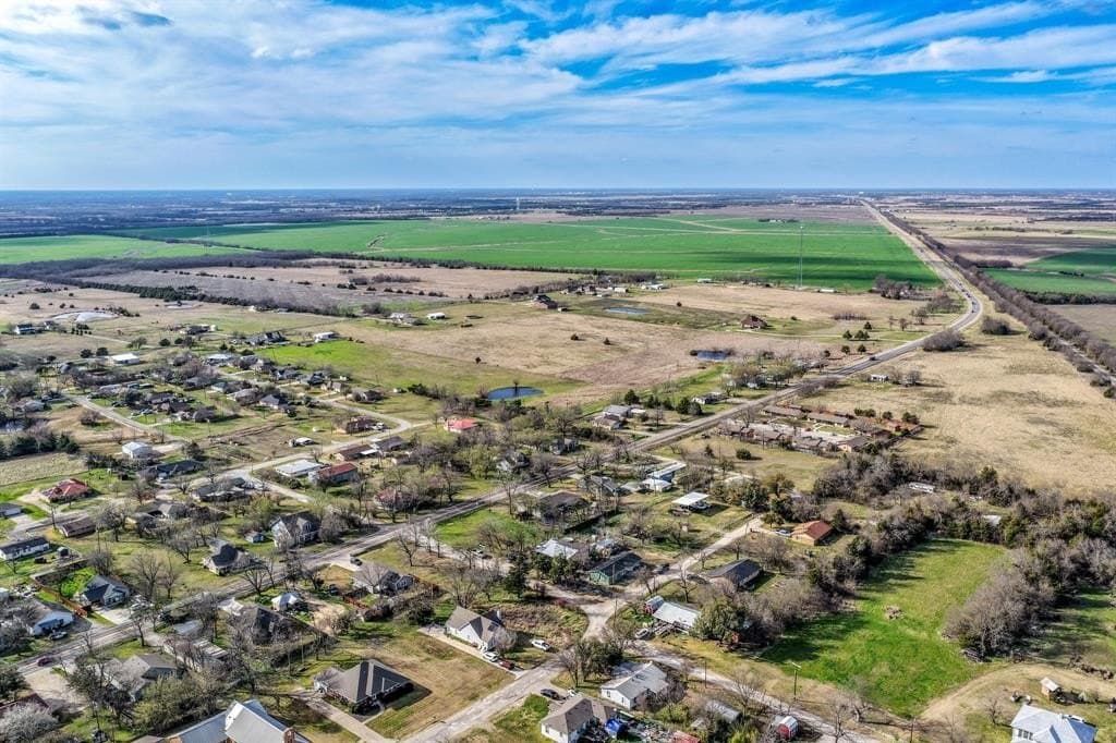 0.18 acres in Hunt County - photo 15