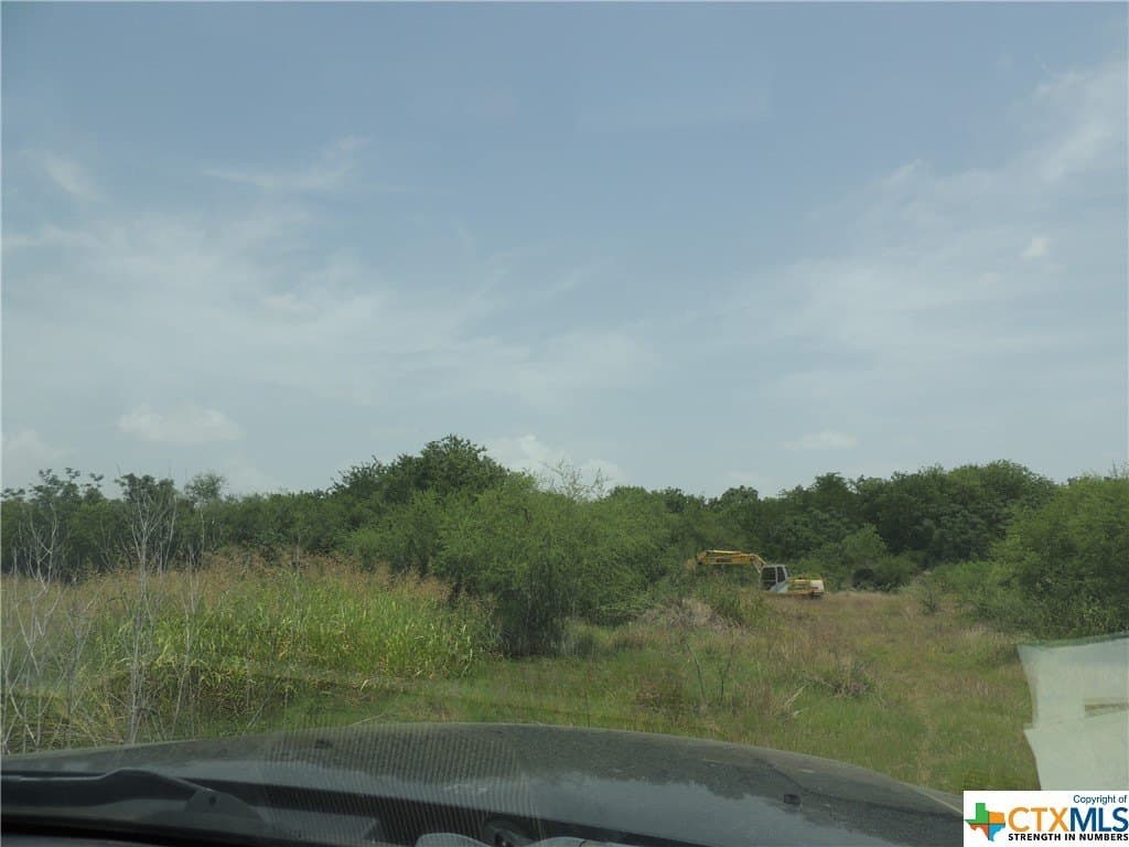 78.97 acres in Victoria County - photo 4