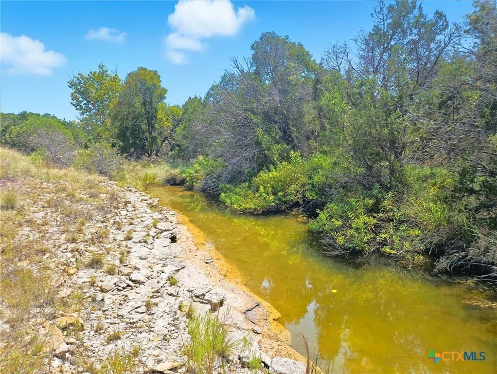 10.01 acres in Hamilton County - photo 2