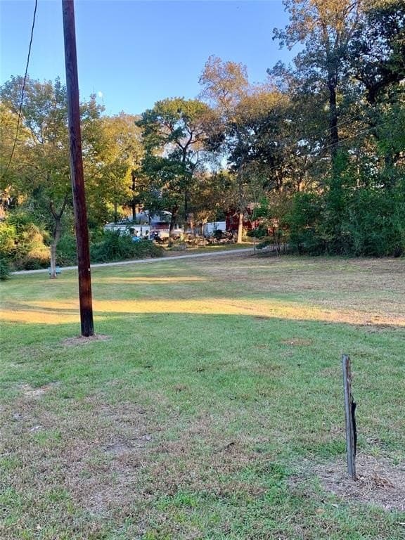 0.11 acres in Henderson County - photo 4