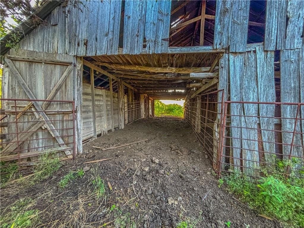 121.34 acres in McLennan County - photo 45