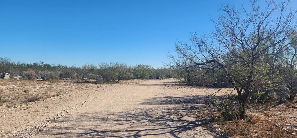 20.52 acres in Maverick County - photo 3