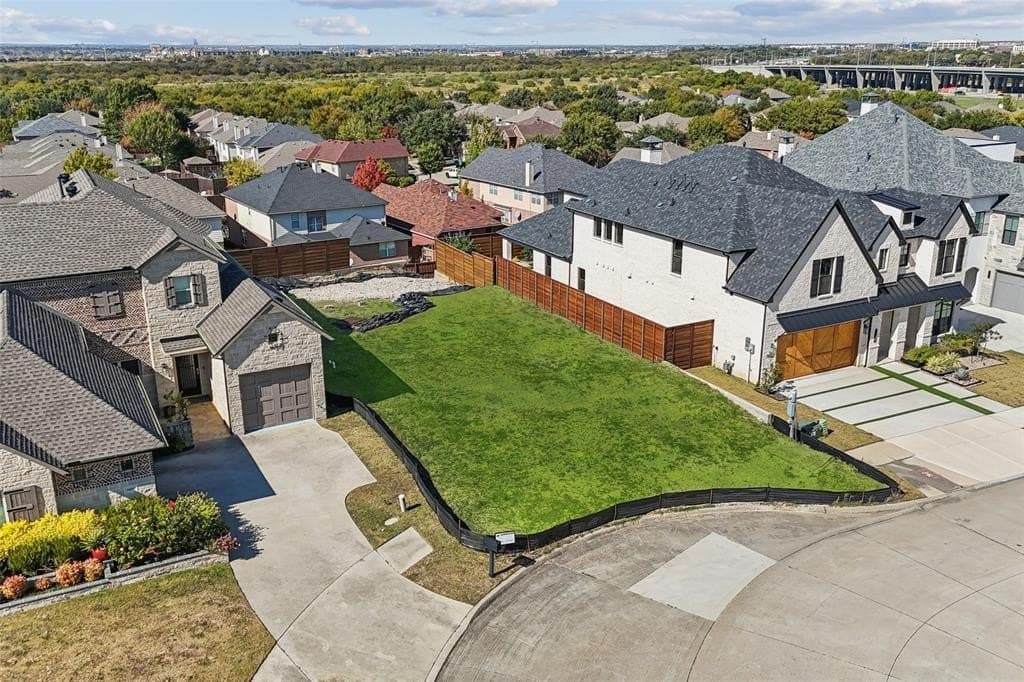 6621 Saxony Court