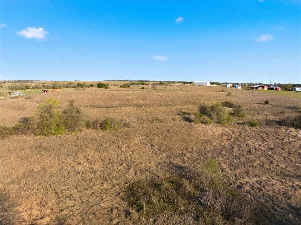 10 acres in McLennan County - photo 12