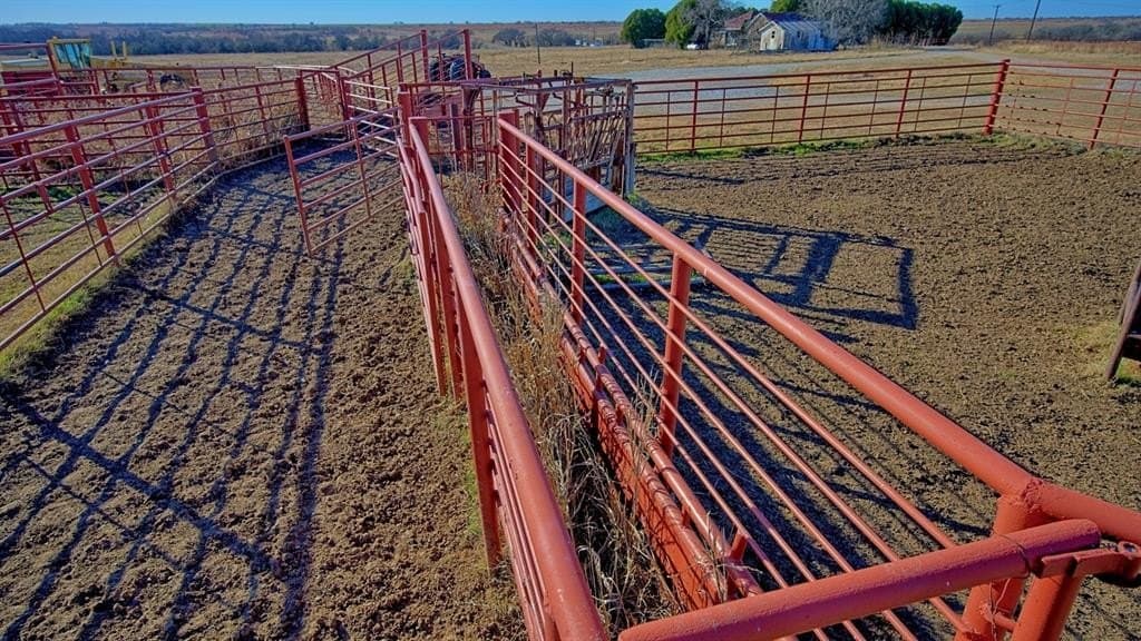 3,112.51 acres in Clay County - photo 15