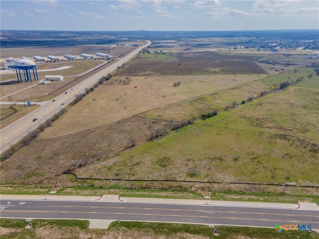 10 acres in Bell County - photo 2
