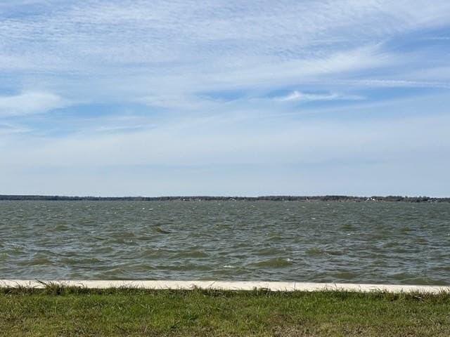1.01 acres in Navarro County - photo 11