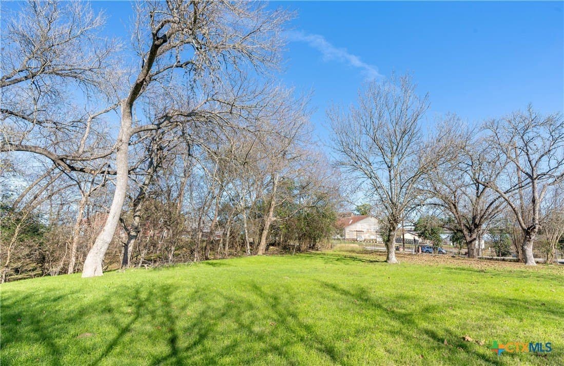 0.56 acres in Caldwell County - photo 3