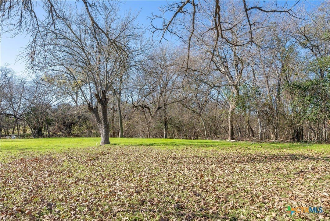 0.56 acres in Caldwell County - photo 2