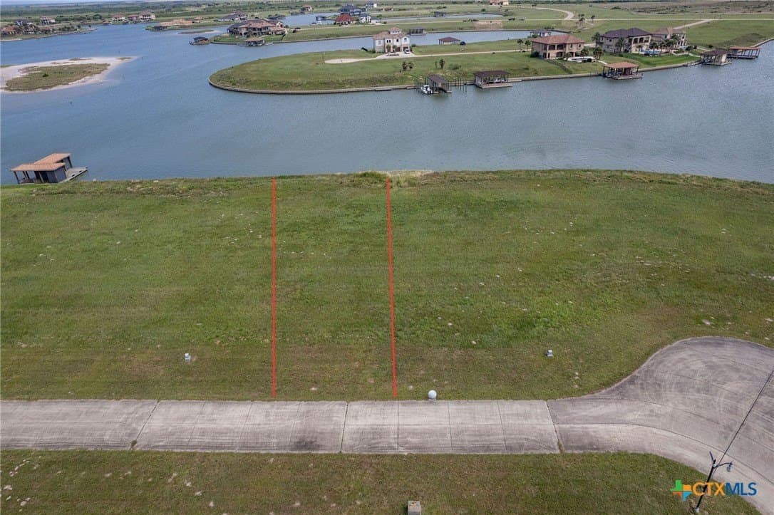 160 Chateau Way lot: 160