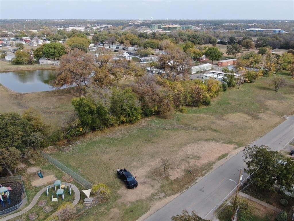 0.77 acres in Tarrant County - photo 6
