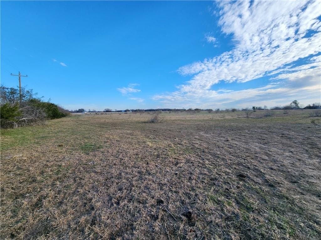 13 acres in McLennan County - photo 3