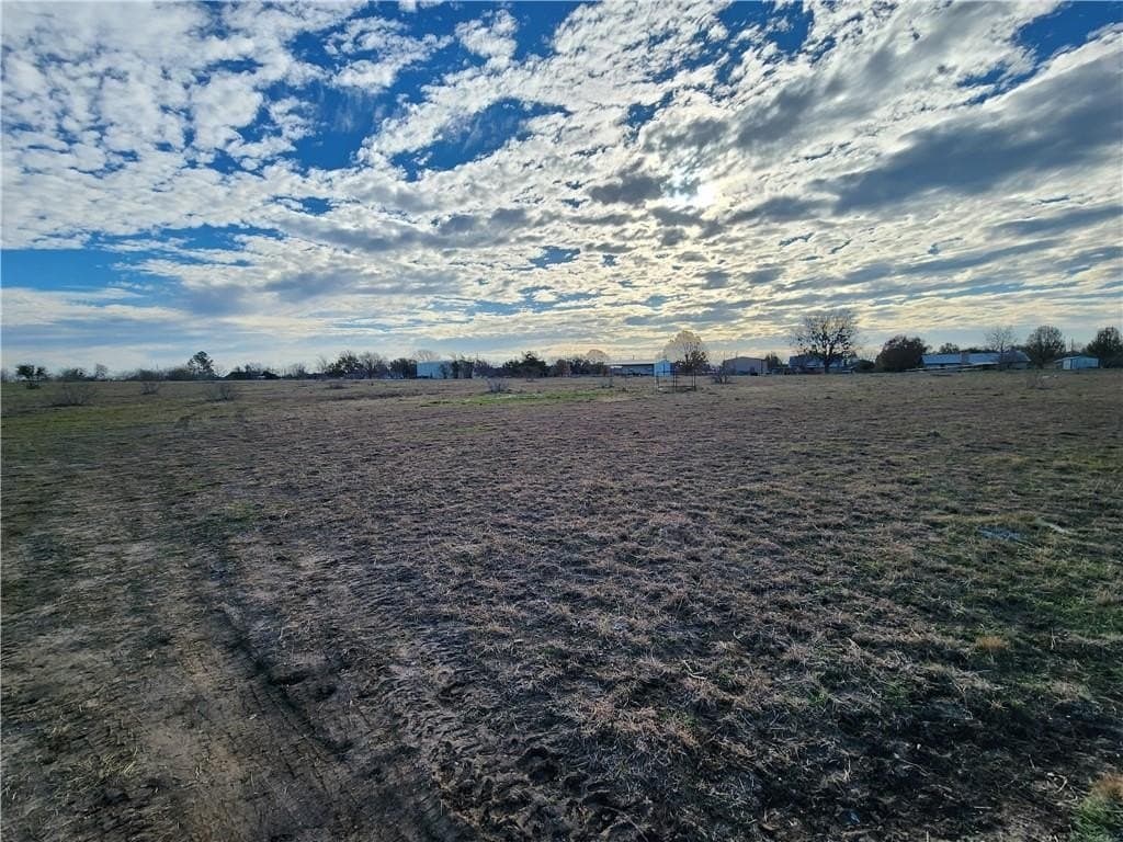 13 acres in McLennan County - photo 5