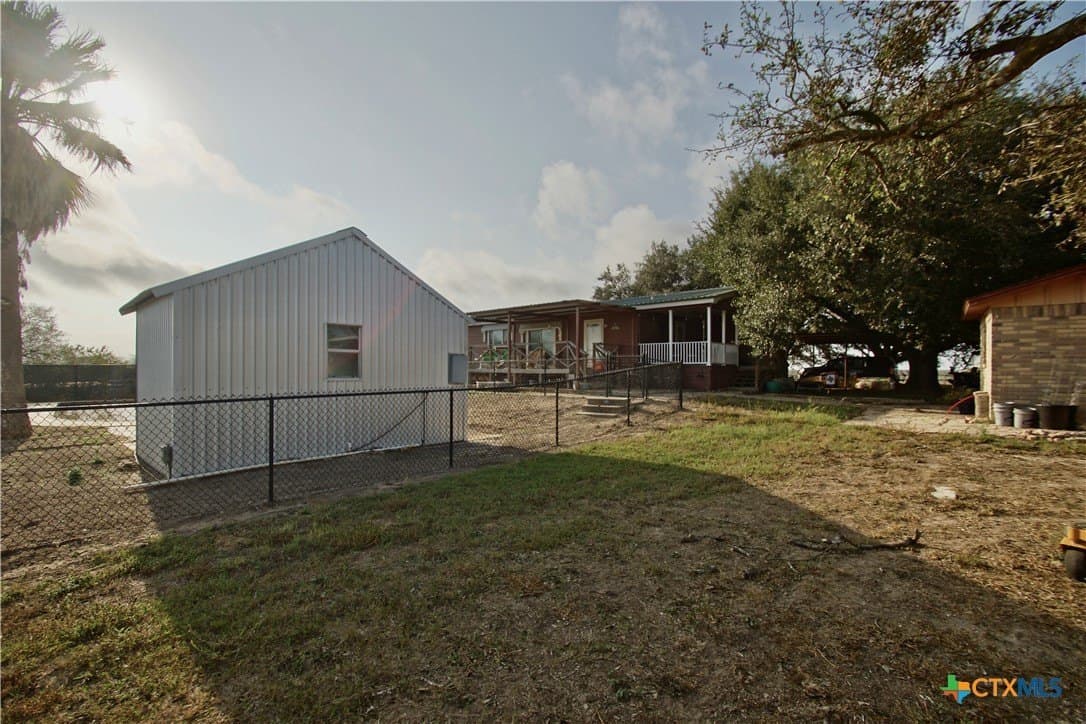 35.74 acres in DeWitt County - photo 46