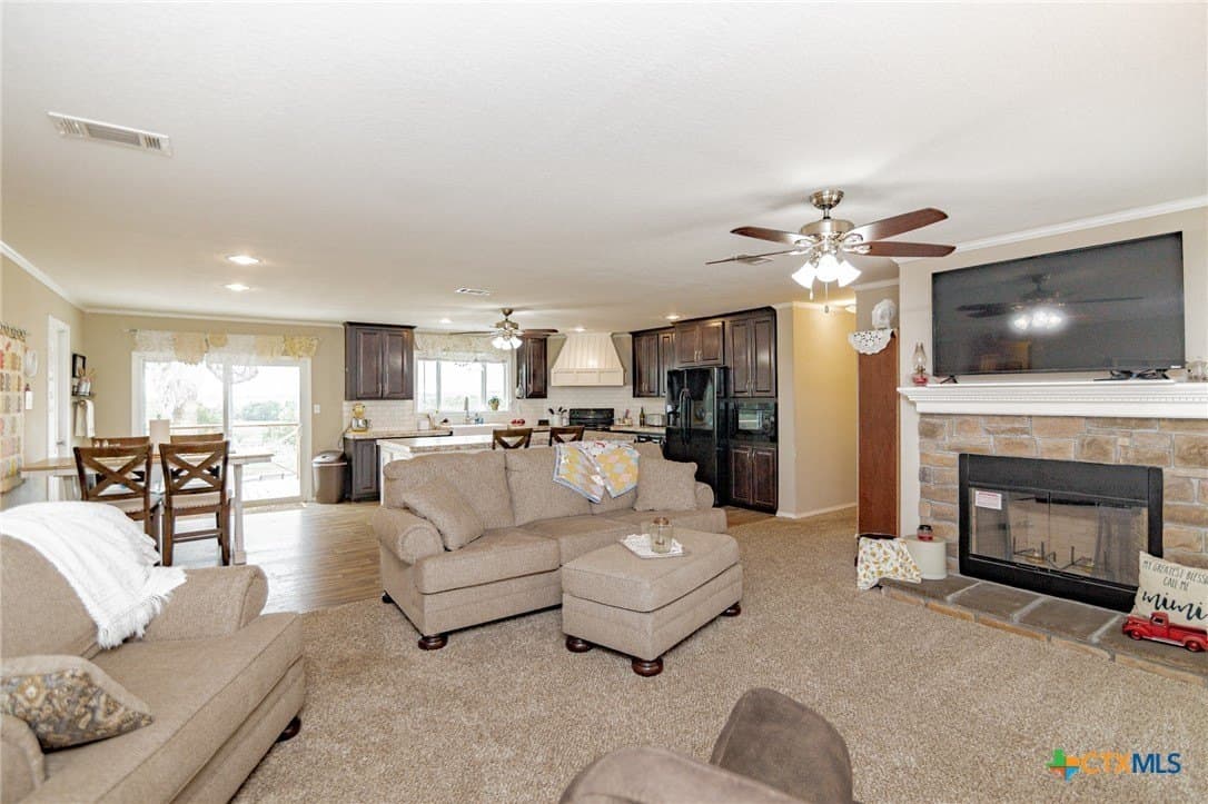 35.74 acres in DeWitt County - photo 14