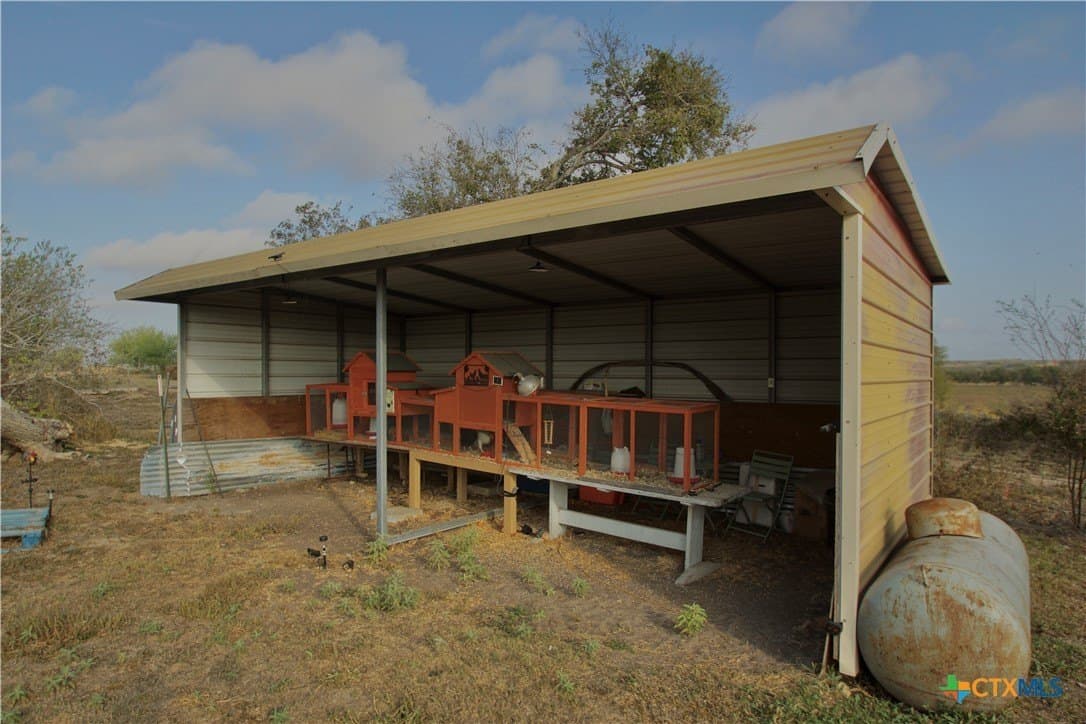 35.74 acres in DeWitt County - photo 42