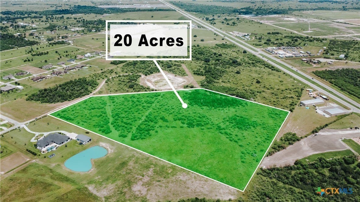 20 acres in Victoria County - photo 3