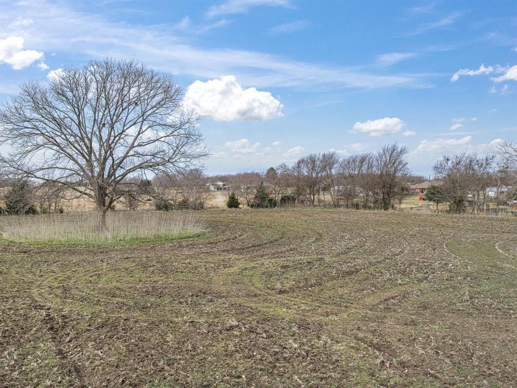 2 acres in Ellis County - photo 2