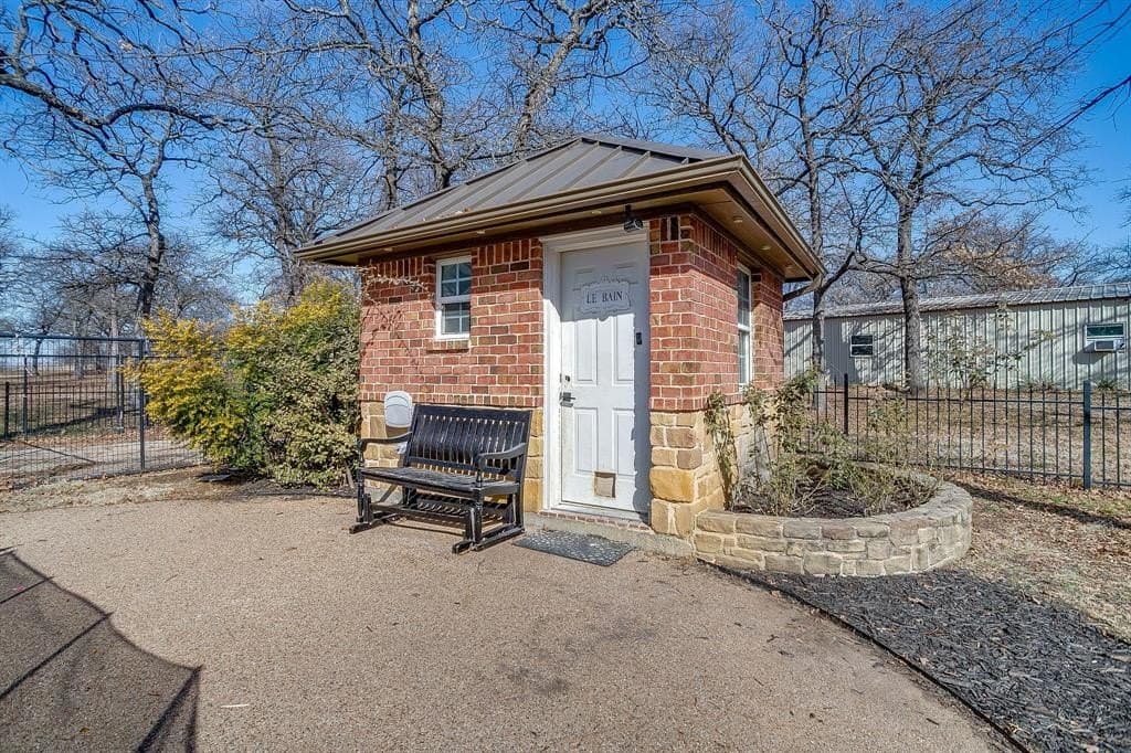 20 acres in Tarrant County - photo 25