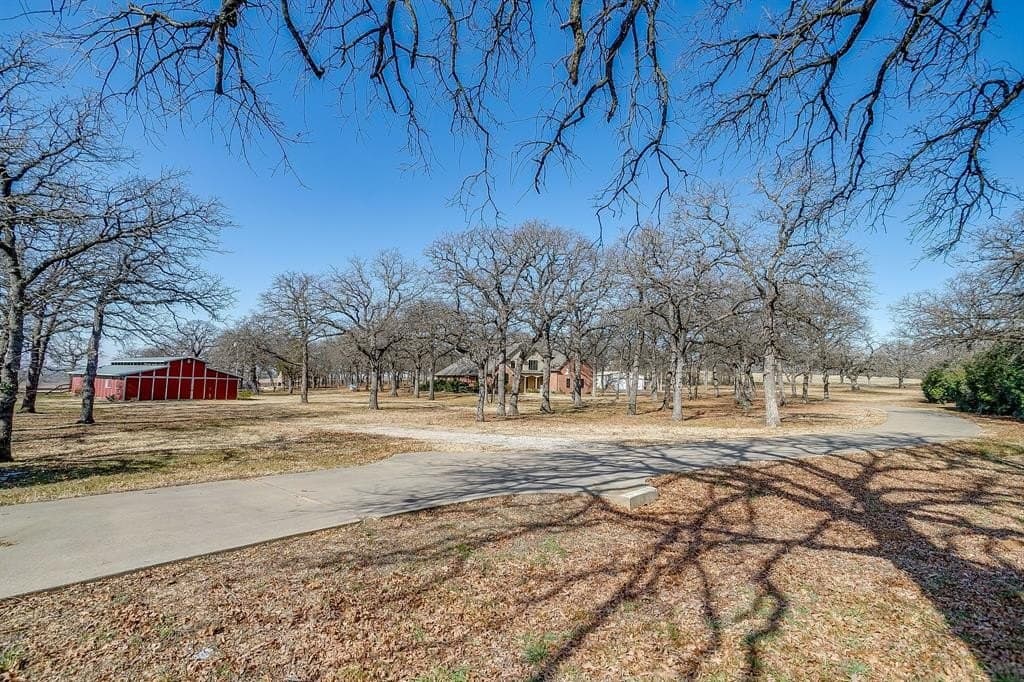 20 acres in Tarrant County - photo 3